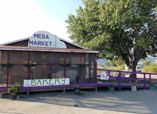 utah/capitol-reef-national-park/restaurant/mesa-farm-market