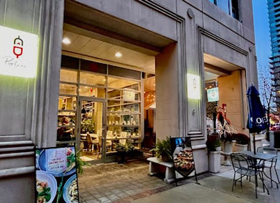 canada/toronto/yorkville/restaurant/portici