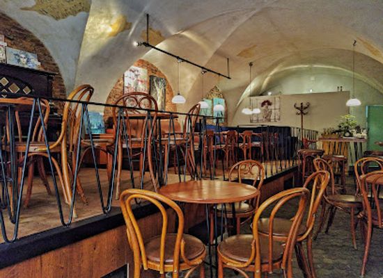 romania/transylvania/restaurant/bistro-de-l-arte