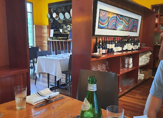 connecticut/eastern-connecticut/restaurant/river-tavern