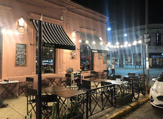 argentina/rosario/barrio-pichincha/restaurant/el-luchador-de-pichincha
