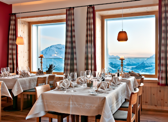 switzerland/engadin/restaurant/panoramarestaurant-muottas-muragl