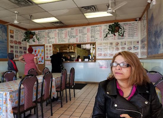 illinois/cicero/restaurant/first-chop-suey