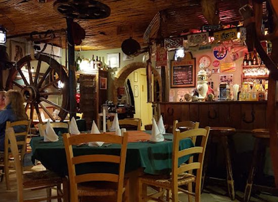 namibia/swakopmund/restaurant/western-saloon-pizzeria-cc