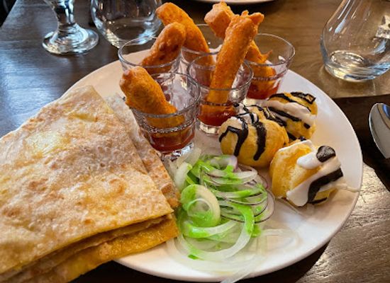 kyrgyzstan/chuy-valley/restaurant/gandhi-indian-restaurant-lounge