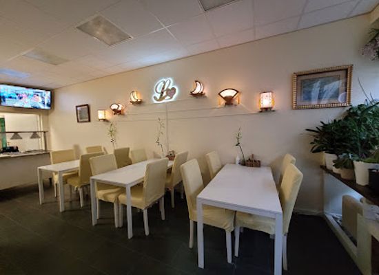 finland/helsinki/kallio/restaurant/restaurant-loving-hut