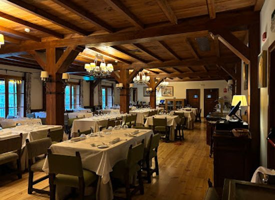 spain/aragon/restaurant/restaurante-parador-de-bielsa
