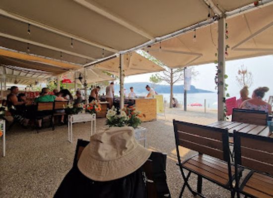 albania/himara/restaurant/crepes-best-in-town