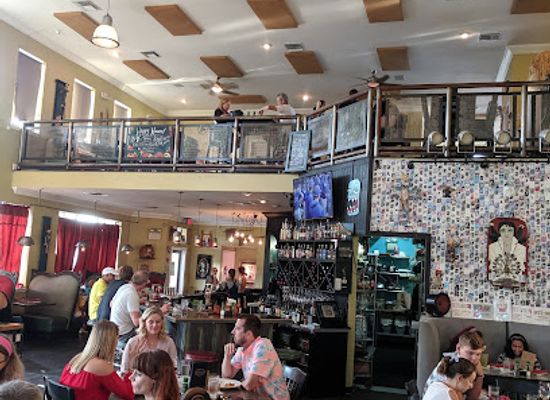 florida/tampa/seminole-heights/restaurant/ella-s-americana-folk-art-cafe