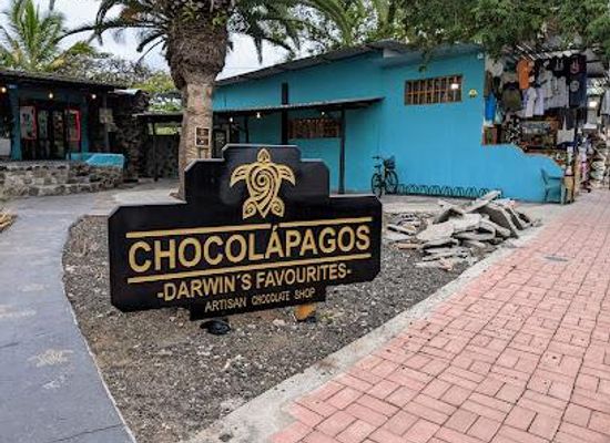 ecuador/puerto-ayora/restaurant/chocolapagos