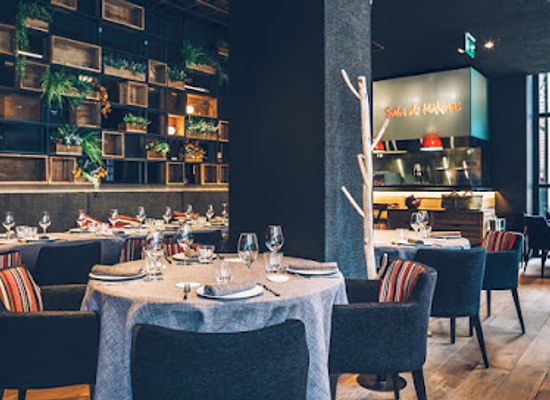 spain/madrid/restaurant/restaurante-lakasa