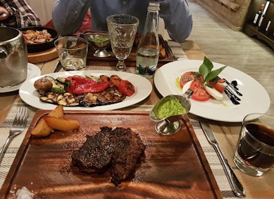 moldova/bessarabia/restaurant/buffalo-steak-house