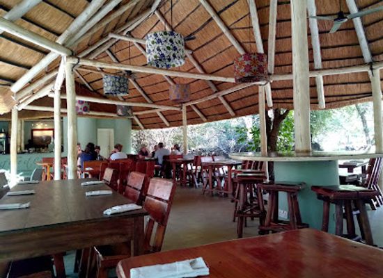 zambia/victoria-falls/restaurant/shearwater-rainforest-cafe