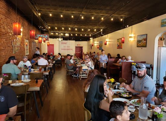arkansas/bentonville/restaurant/table-mesa-bistro-with-bakery-market