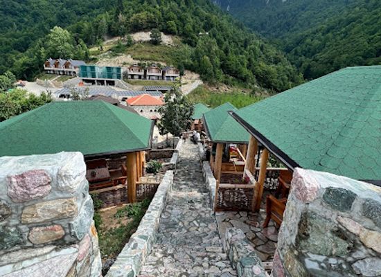 kosovo/junik-mountains/restaurant/belle-resort
