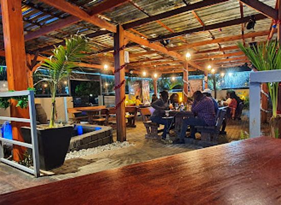 zambia/barotseland/restaurant/fox-hound