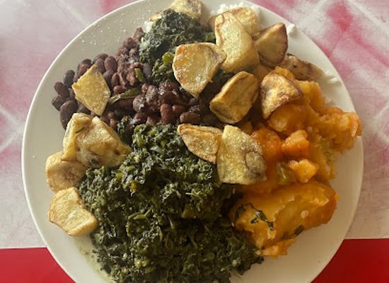 rwanda/kibuye/restaurant/chez-maman-joy