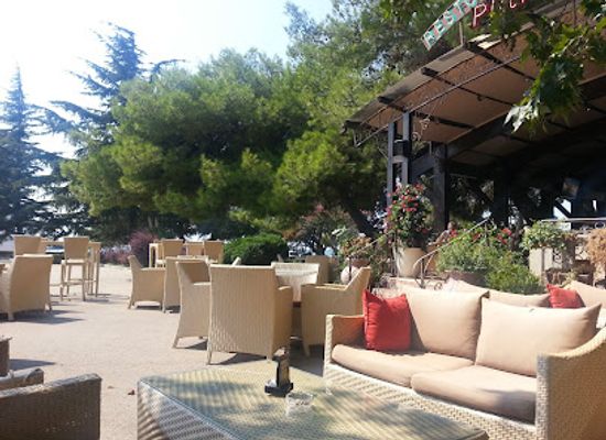 montenegro/bar/restaurant/restaurant-planet