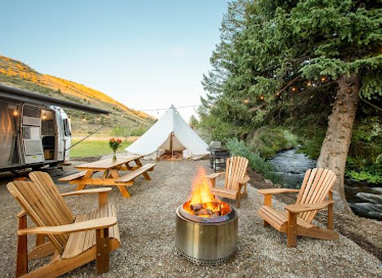 idaho/teton-valley/restaurant/moose-creek-ranch