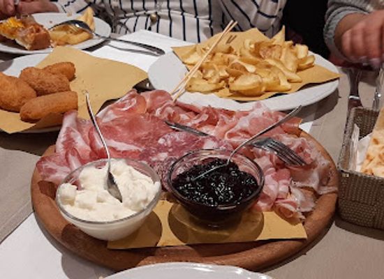 italy/ravenna/restaurant/ristorante-spritz-cucina-gastronomia-e-piatti-tipici