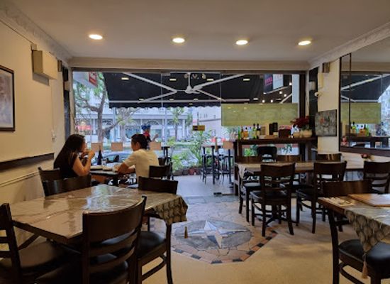 singapore/macritchie-reservoir/restaurant/daawat-tandoori