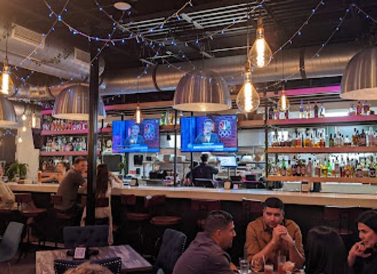 florida/fort-lauderdale/restaurant/here-and-now-modern-tapas-craft-cocktails