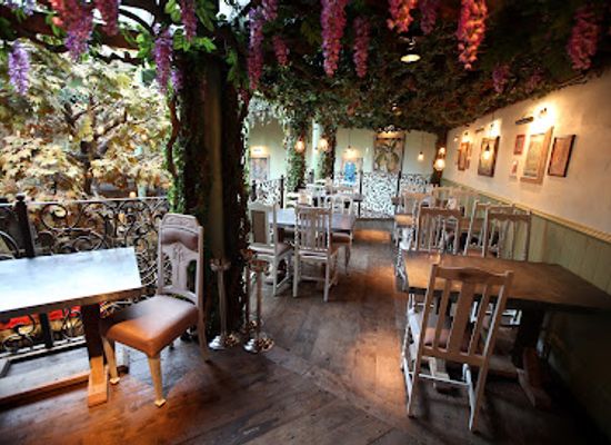 united-kingdom/newcastle-upon-tyne/restaurant/the-botanist-newcastle