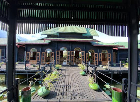 myanmar-burma/mandalay-region/restaurant/inle-heritage-house-restaurant