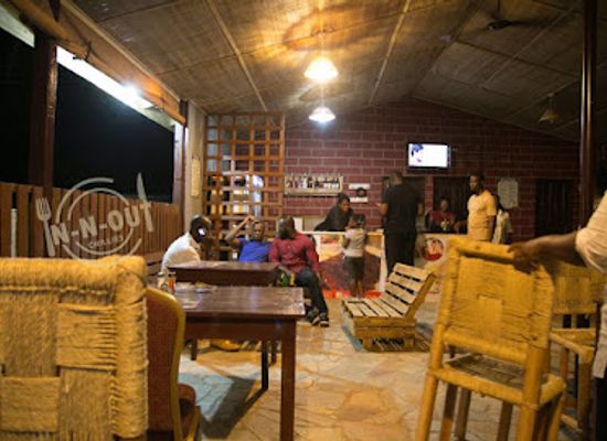 ghana/amedzofe/restaurant/in-n-out-chillies