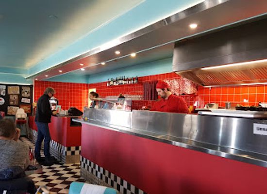 sweden/svealand/restaurant/diner-45