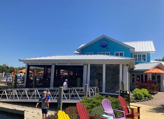 michigan/charlevoix/restaurant/the-landing