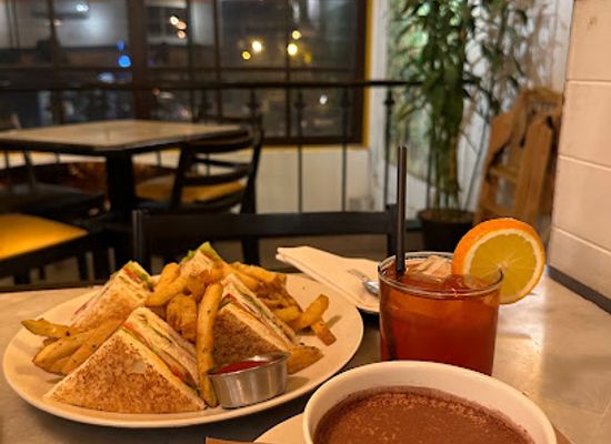 pakistan/lahore/dha-lahore/restaurant/for-the-table