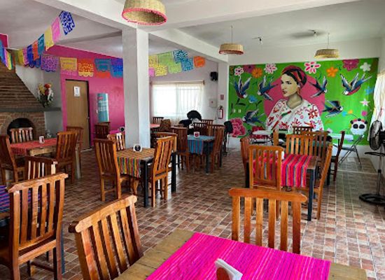 mexico/huasteca/restaurant/los-pinoles