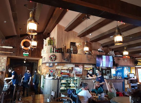 argentina/southern-patagonia/restaurant/taberna-del-viejo-lobo