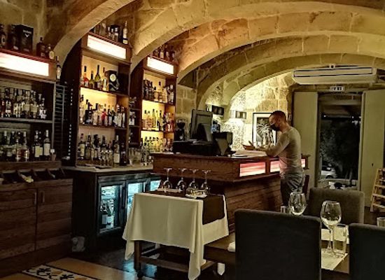 malta/ramla-bay/restaurant/mithna