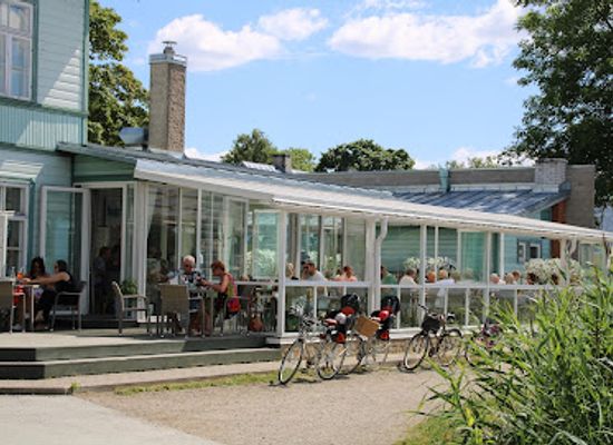 estonia/haapsalu/restaurant/wiigi-kohvik