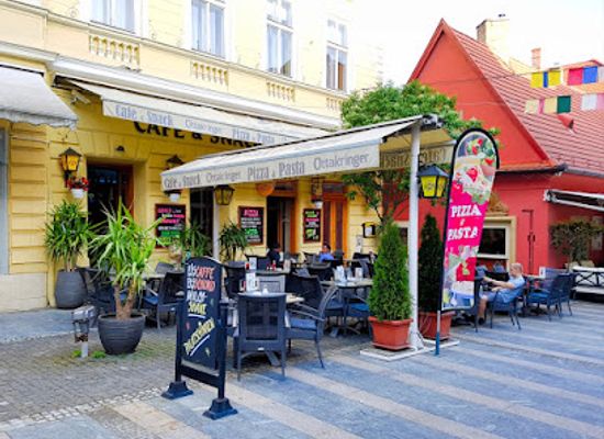 hungary/keszthely/restaurant/green-magic-cafe-snack