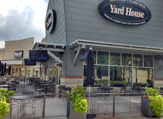 kansas/sappa-park/restaurant/yard-house