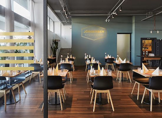 iceland/laugavegur-trail/restaurant/jorgensen-kitchen-bar