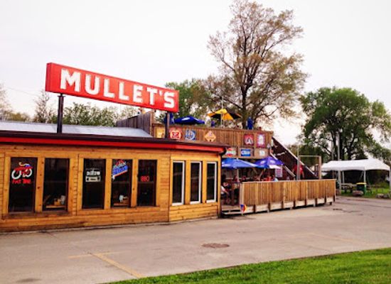 iowa/dutch-heritage-area/restaurant/mullets-restaurant