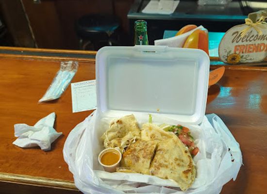 rhode-island/pawtucket/restaurant/family-restaurant-5-estrellas