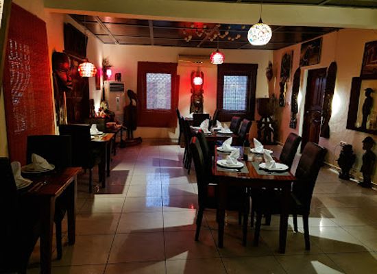 ghana/sefwi/restaurant/the-venue