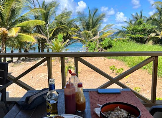 dominica/castle-bruce/restaurant/black-spoon-restaurant