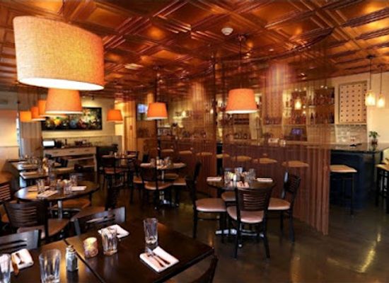 connecticut/greenwich/restaurant/canoe
