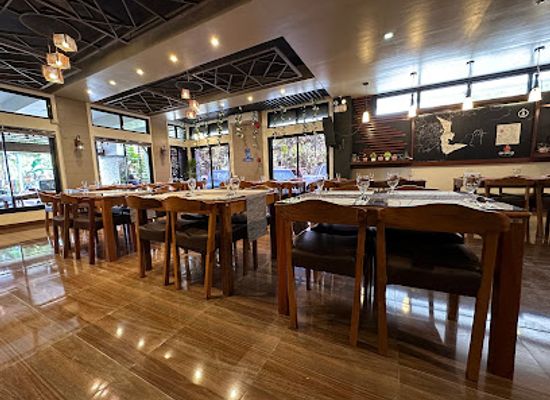 philippines/bicol-region/restaurant/arang-resto-bar