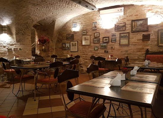 lithuania/vilnius/naujamiestis/restaurant/chagin-restaurant
