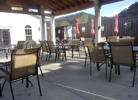 kentucky/appalachian-plateau/restaurant/the-brickhouse