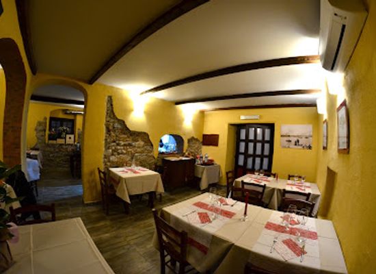 italy/genoa/restaurant/antica-osteria-ravecca