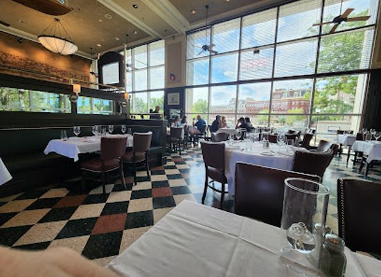 rhode-island/west-bay/restaurant/hemenway-s-restaurant