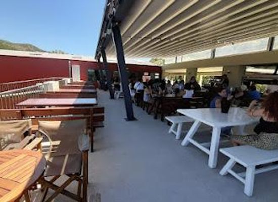 greece/chania/restaurant/cretan-brewery-s-a